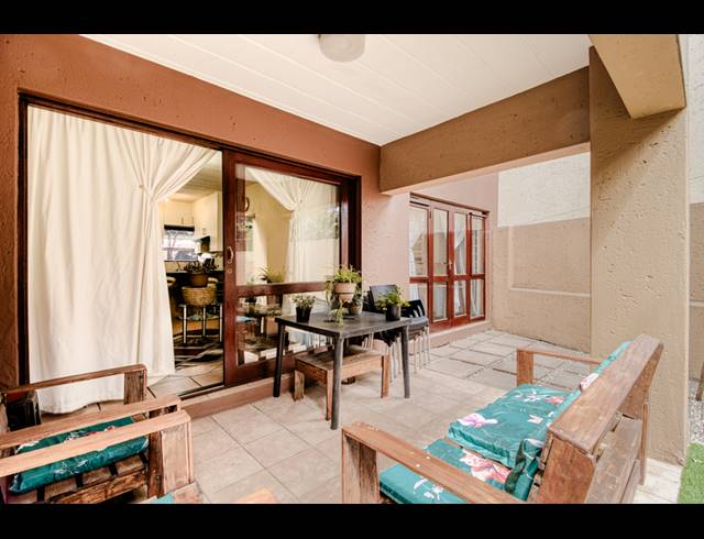 1 BEDROOM APARTMENT RENTED IN DOUGLASDALE